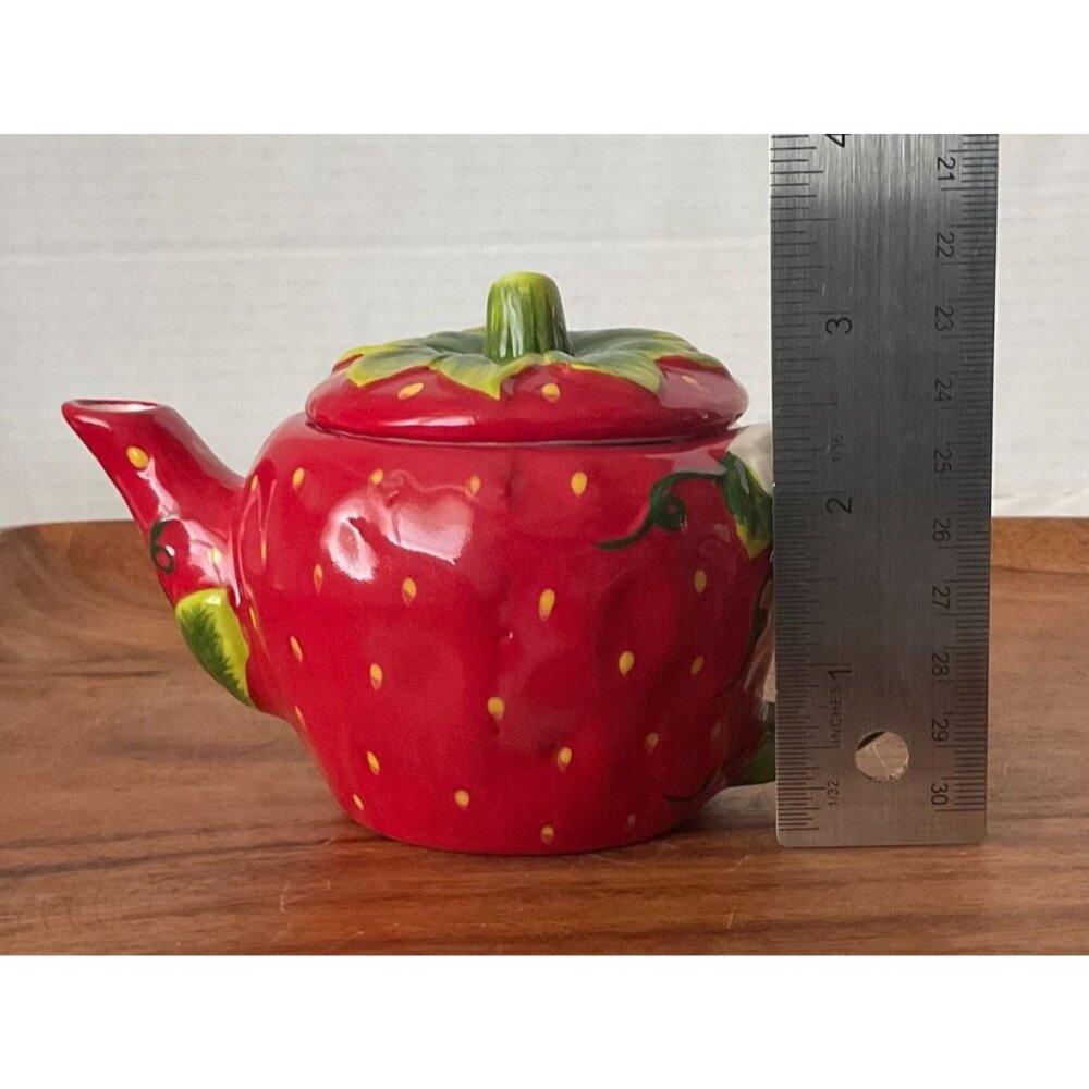Strawberry Tea Set Ceramic Hand Painted Pot Cups Saucers Kitsch Cottagecore - Picture 12 of 14